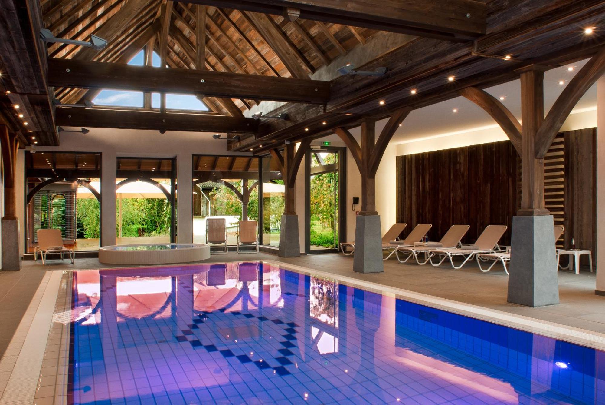 Logis Hotel Le Parc & Spa Сент-Ипполит Экстерьер фото
