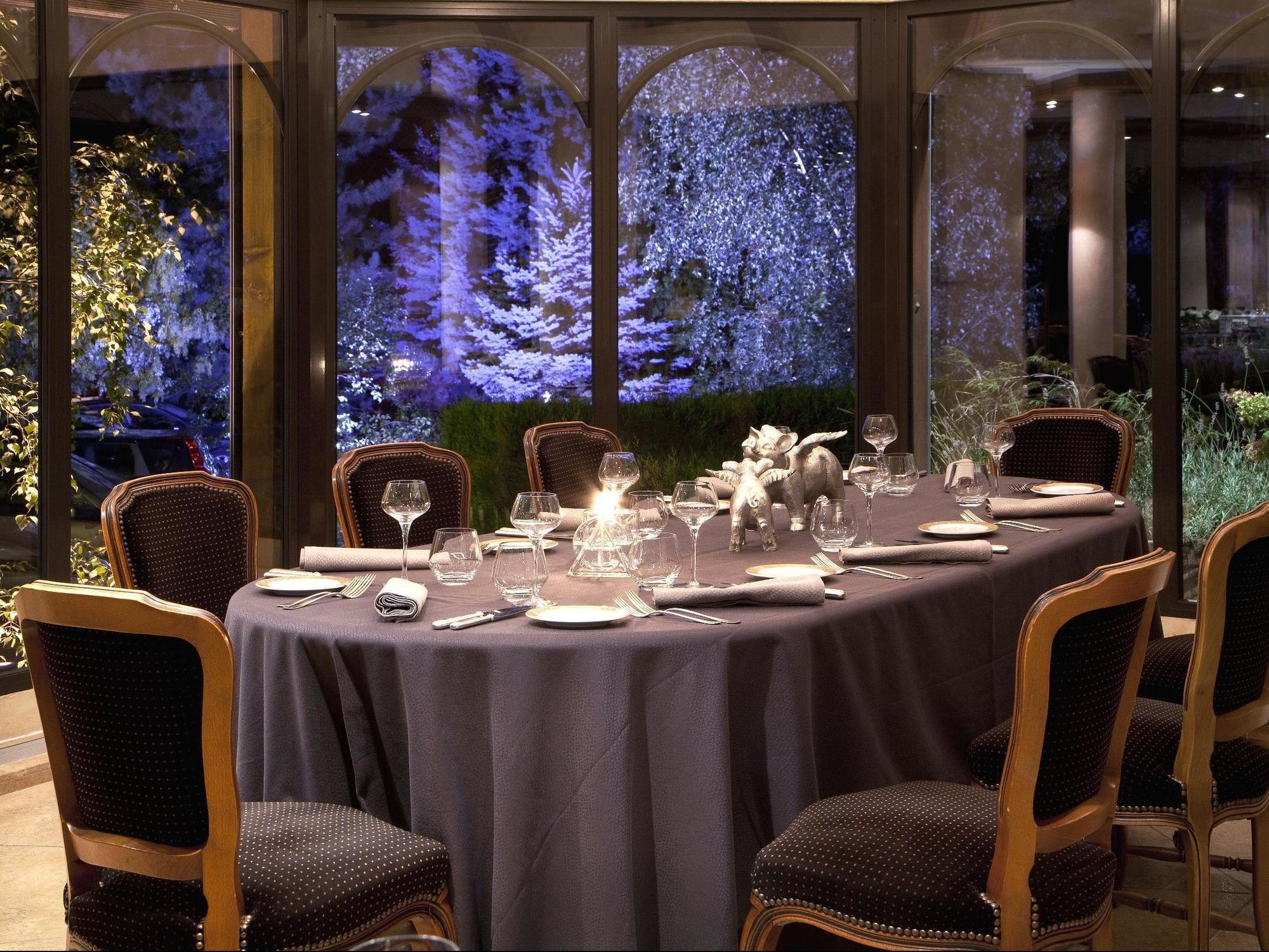 Logis Hotel Le Parc & Spa Сент-Ипполит Экстерьер фото
